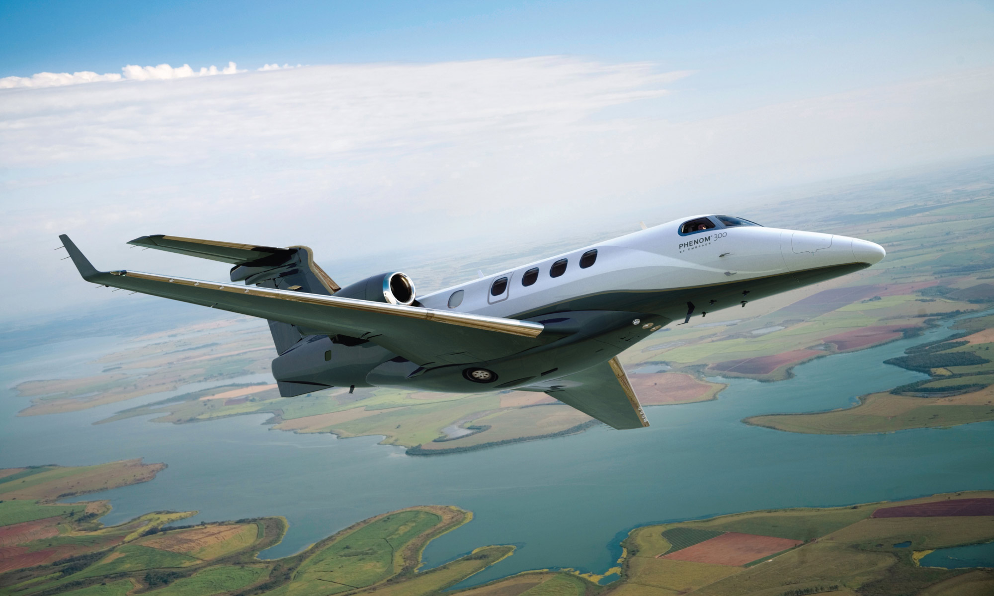 Embraer Phenom 300